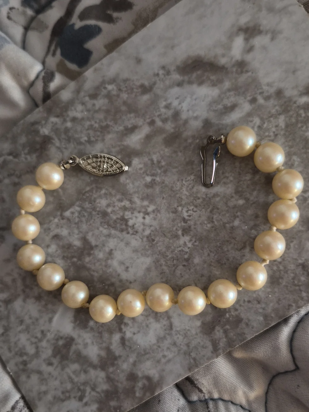 Vintage G Silver 8mm Pearl Hand Knotted German Silver Bracelet Filigree Clasp 7